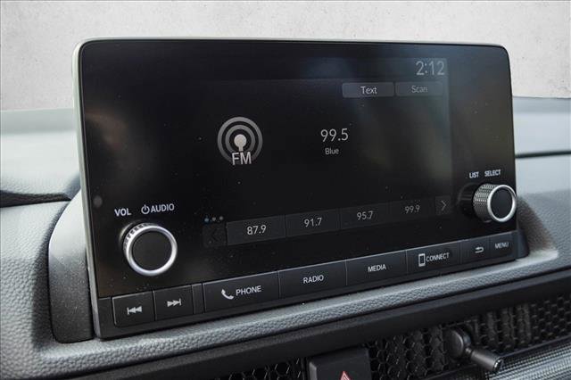 Used 2025 Honda CR-V LX image 17