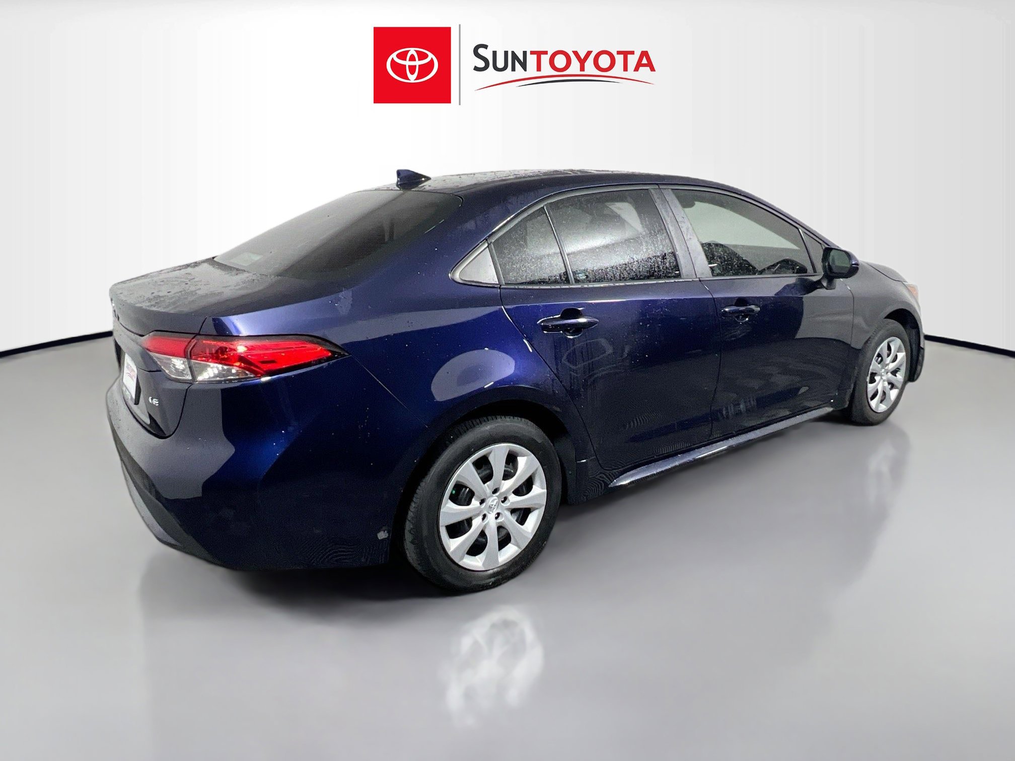 Used 2022 Toyota Corolla LE FWD image 4