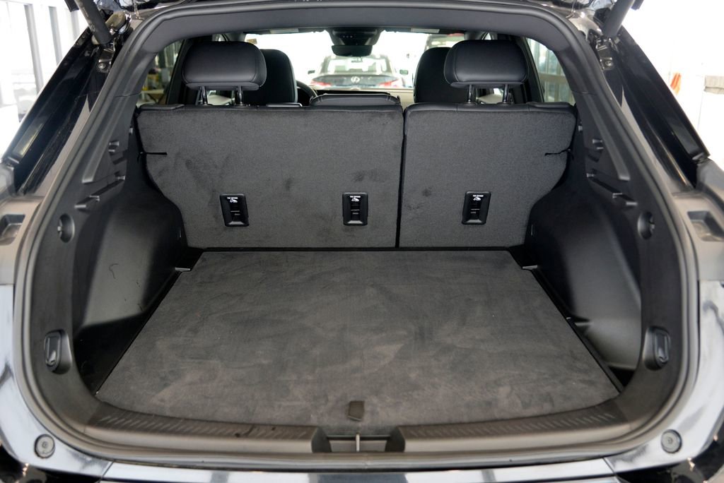 Certified 2025 Chevrolet Equinox EV LT w/ Convenience Package II image 28