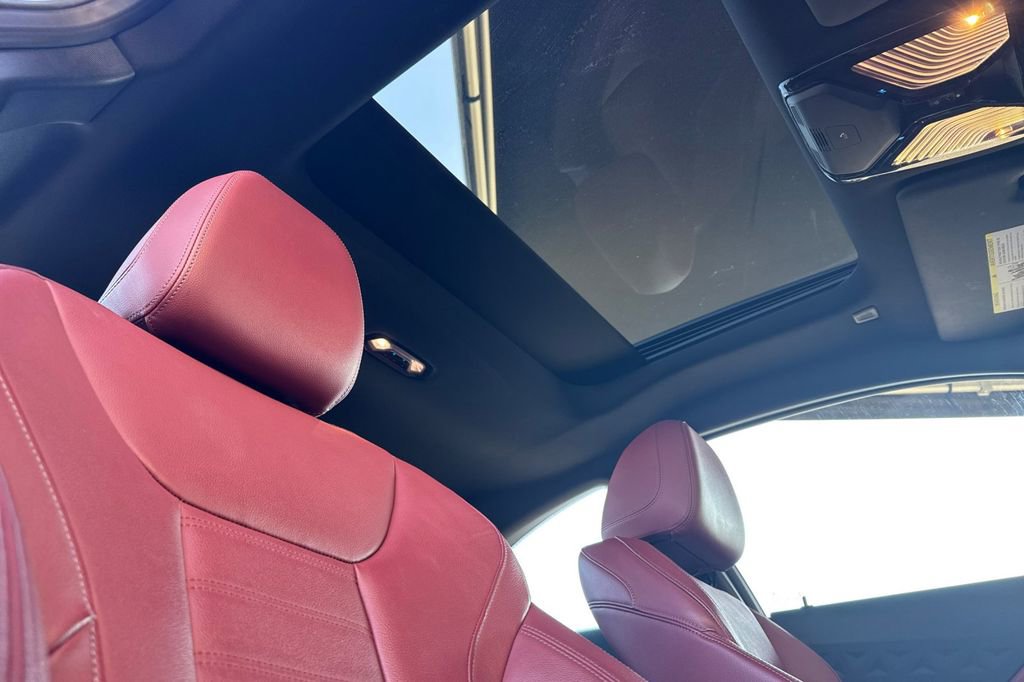 Used 2023 BMW 230i Coupe w/ M Sport Package image 14