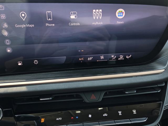 Used 2025 Buick Envision Sport Touring AWD/4WD image 12