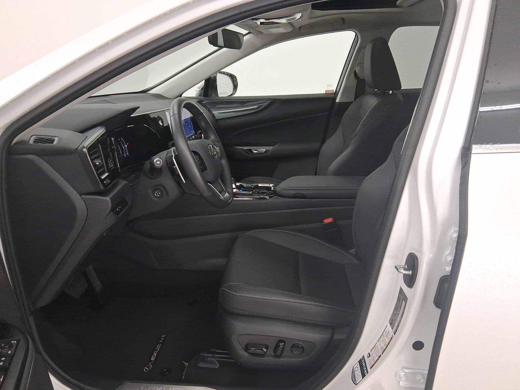 Certified 2025 Lexus NX 350 AWD w/ Premium Package image 5
