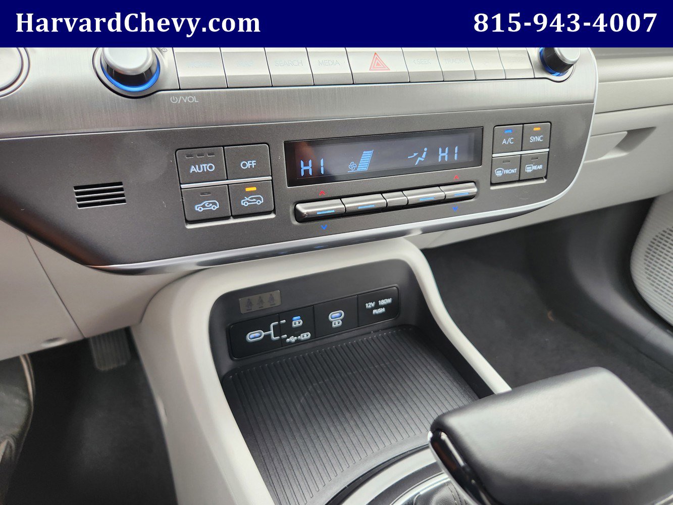 Used 2025 Hyundai Kona SEL image 10