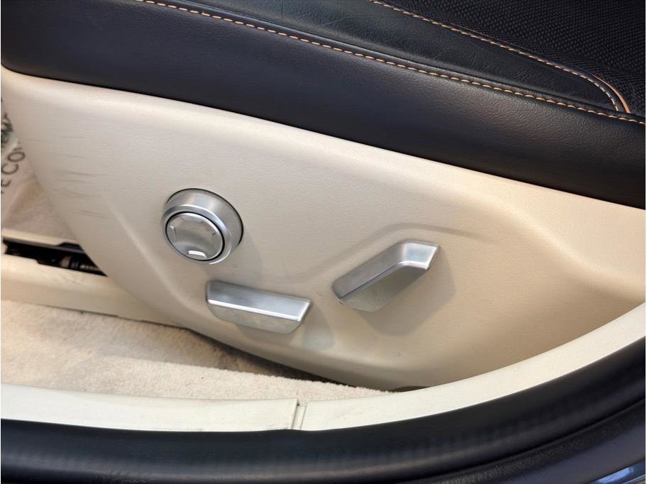 Used 2023 Lucid Air Touring image 22