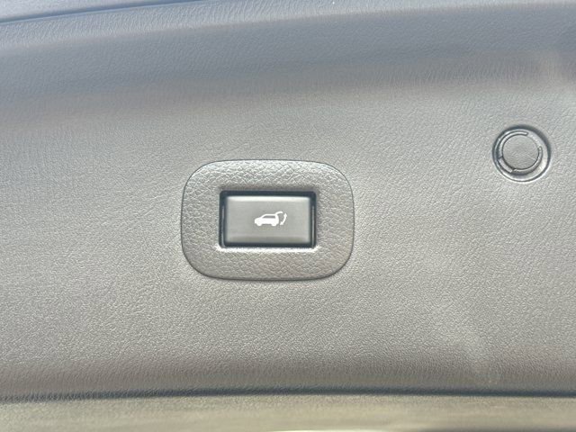 Used 2024 INFINITI QX80 Luxe AWD/4WD image 12