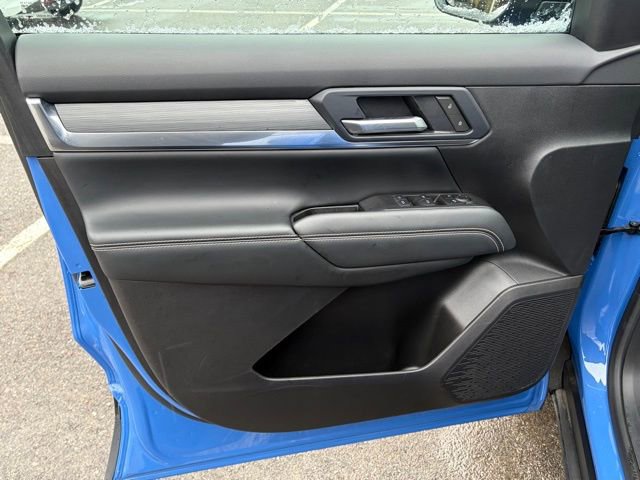 Used 2025 GMC Terrain Elevation image 12