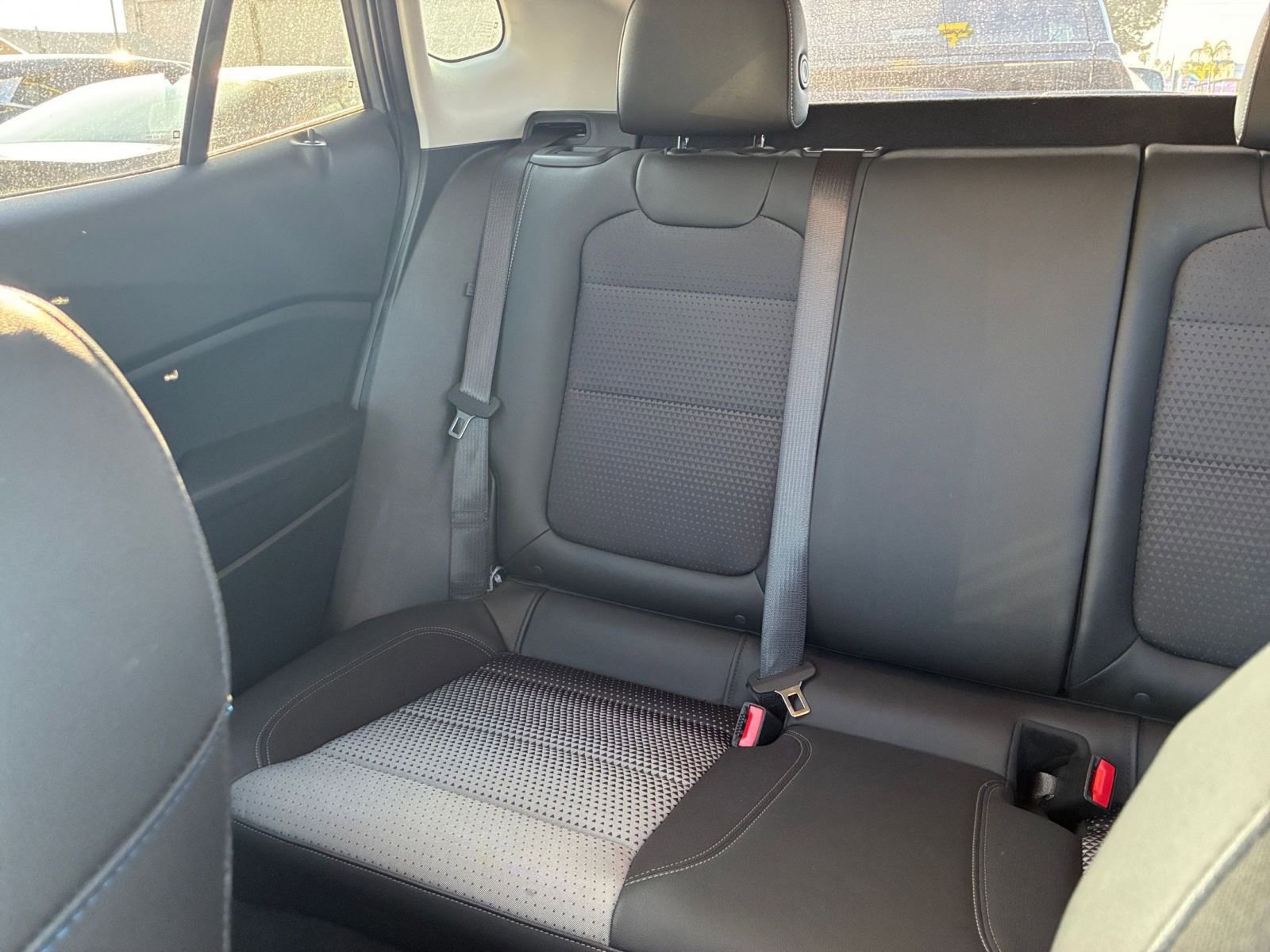 Used 2025 Chevrolet Trax LT image 37