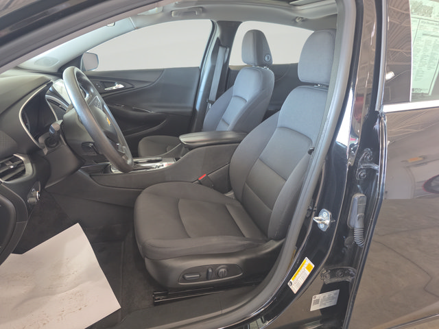 Used 2024 Chevrolet Malibu LT FWD image 12