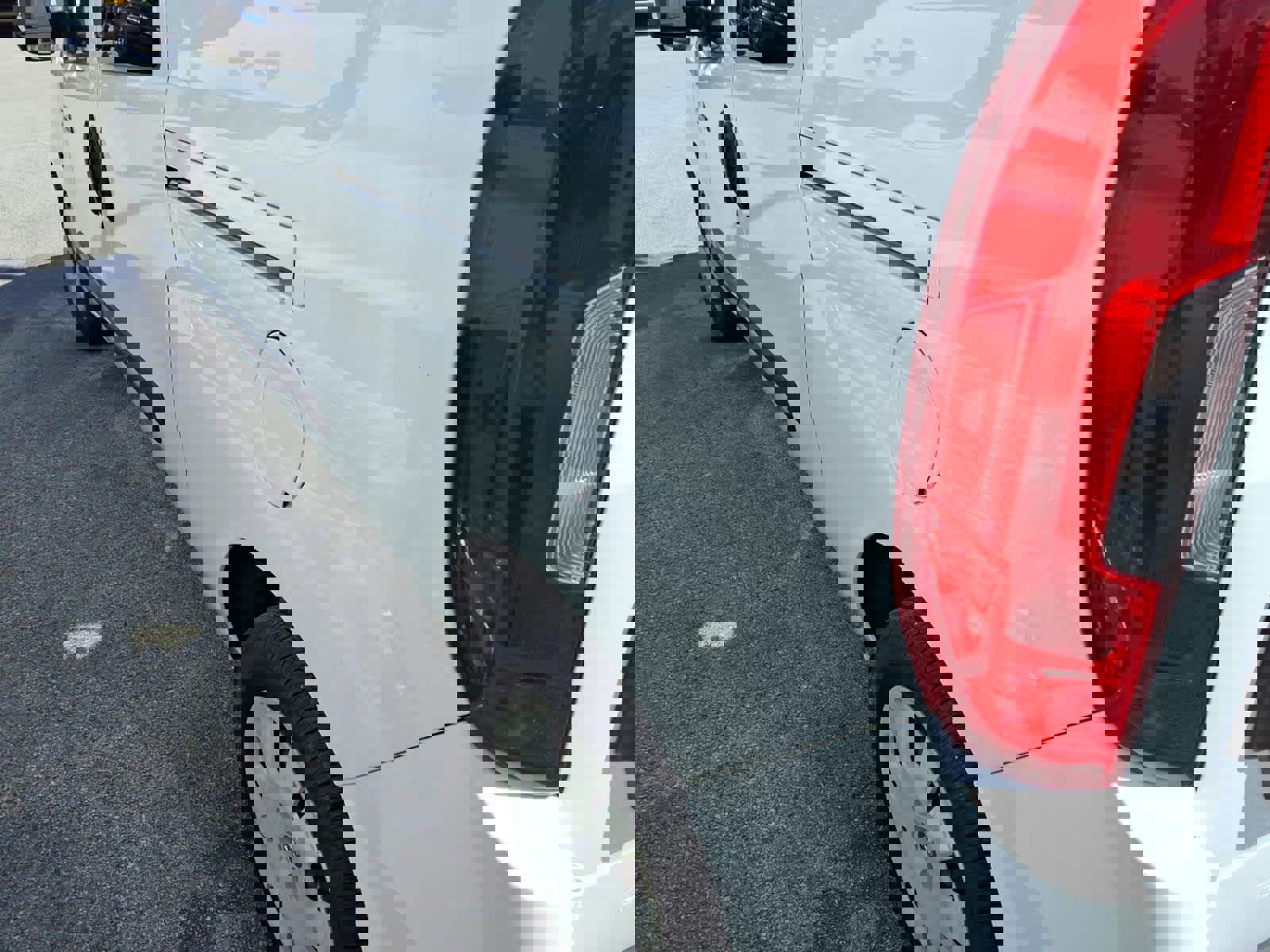 Used 2019 RAM ProMaster City Tradesman SLT image 17