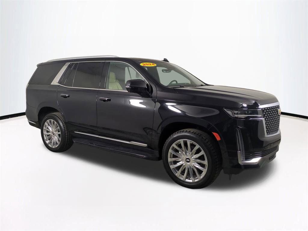 Used 2024 Cadillac Escalade Premium Luxury image 2