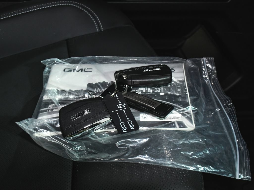 Used 2026 GMC Hummer EV SUV AWD/4WD image 62