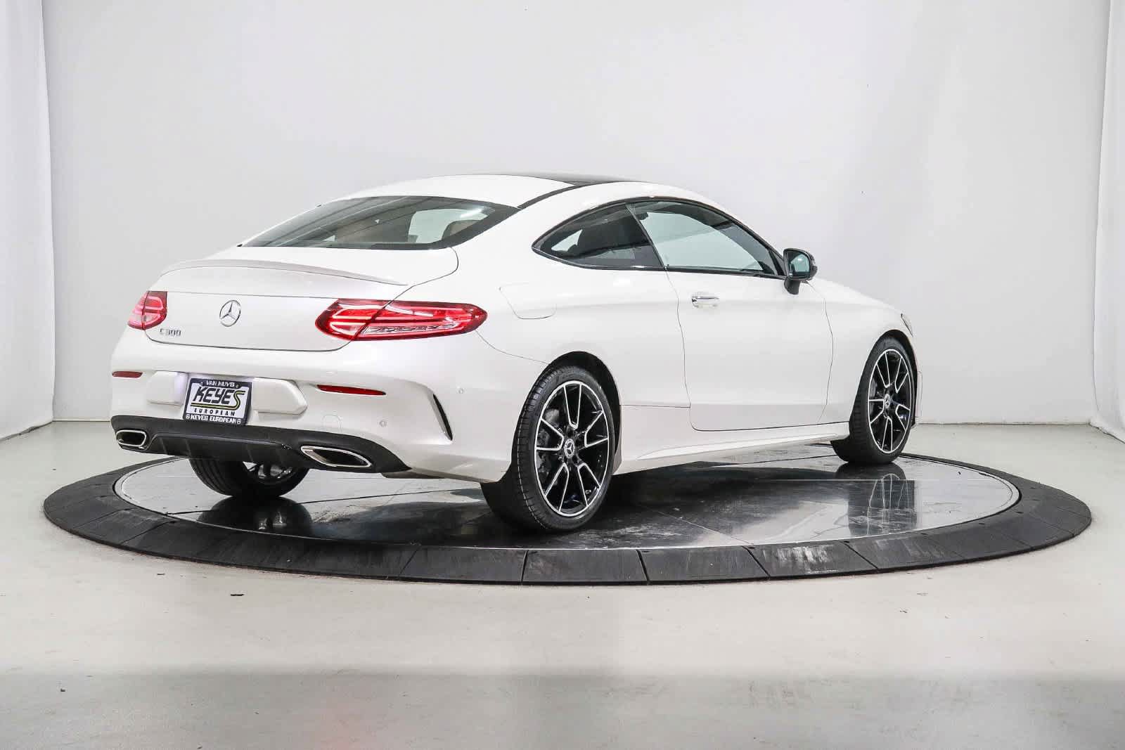 Used 2022 Mercedes-Benz C 300 Coupe image 4