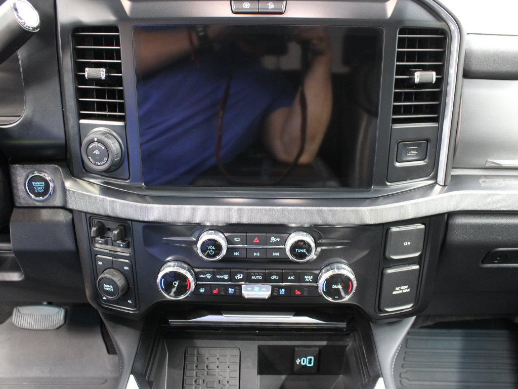 Used 2026 Ford F250 Platinum w/ FX4 Off-Road Package AWD/4WD image 20