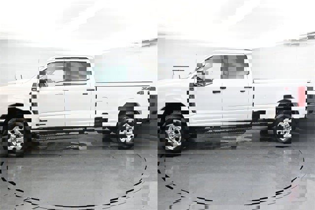 Used 2024 Ford F250 XLT image 9