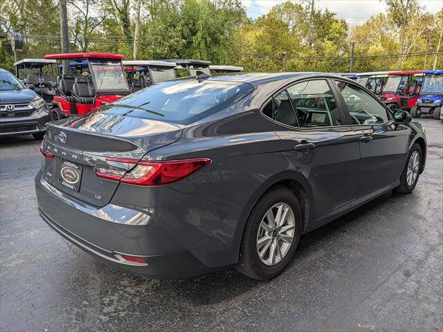 Used 2025 Toyota Camry LE image 5