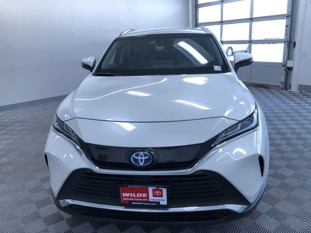 Certified 2022 Toyota Venza XLE image 16