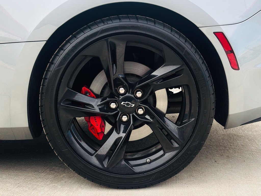 Used 2024 Chevrolet Camaro SS RWD image 27