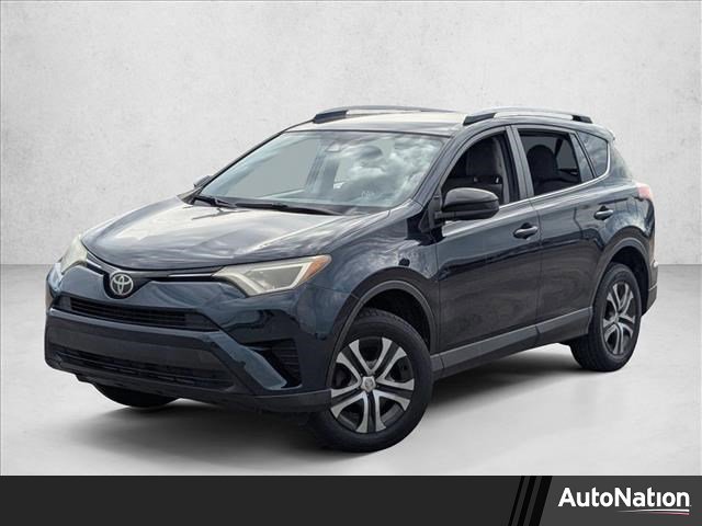 Used 2017 Toyota RAV4 LE image 1