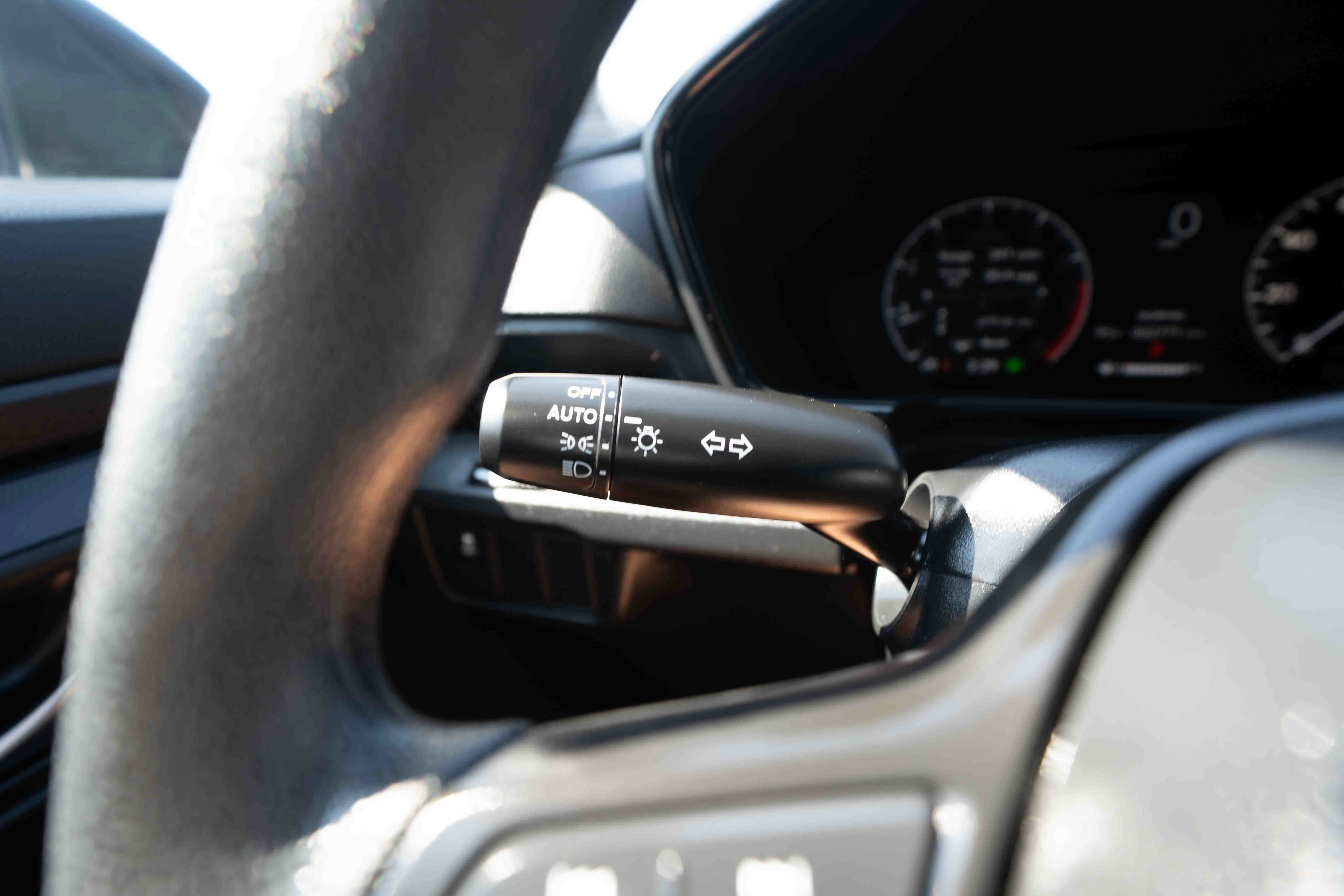 Used 2025 Honda CR-V EX image 13