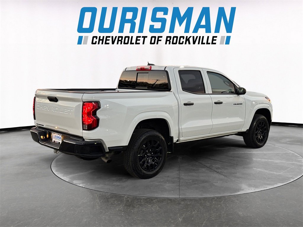 Used 2025 Chevrolet Colorado W/T w/ WT Custom Package image 6