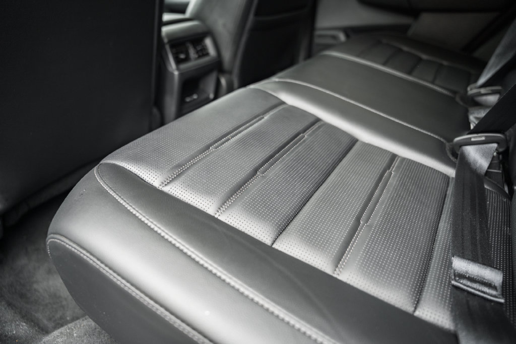 Used 2025 Honda CR-V EX-L image 32