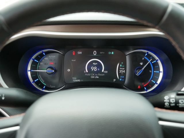 Used 2017 Chrysler Pacifica Premium FWD image 29