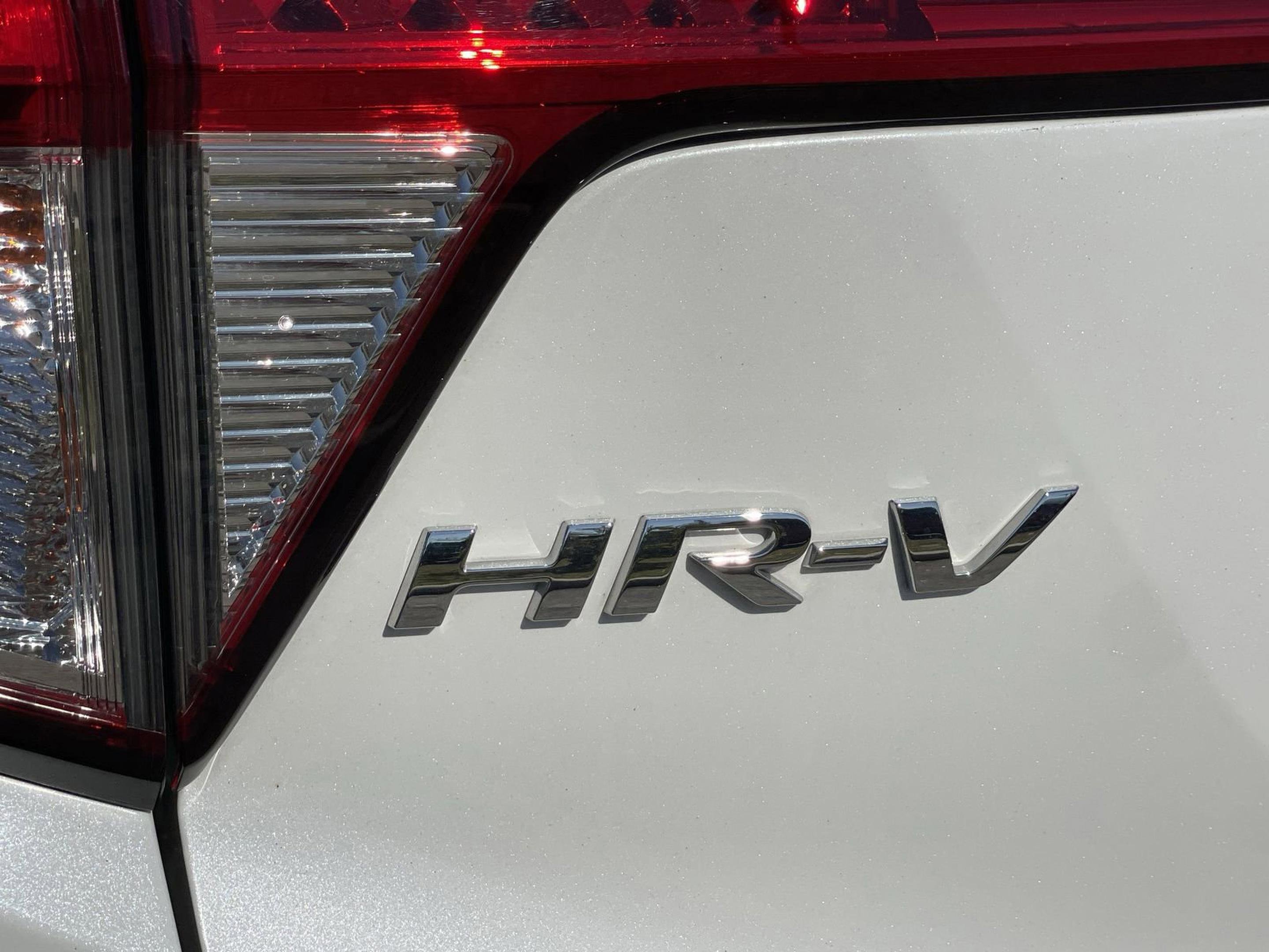 Used 2021 Honda HR-V EX image 25