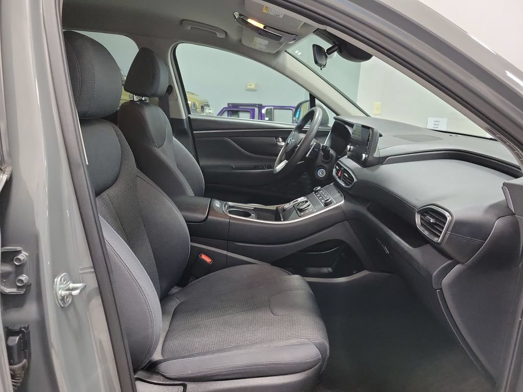 Used 2021 Hyundai Santa Fe SE AWD/4WD image 17