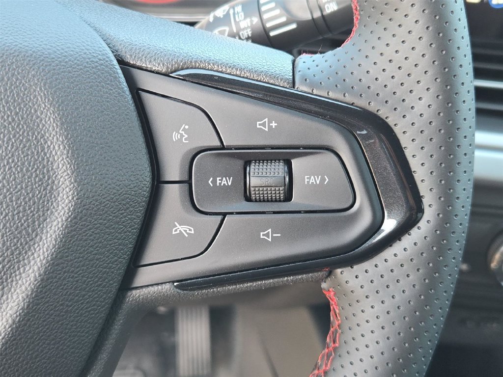 New 2026 Chevrolet Trax RS w/ Driver Confidence Package FWD image 36