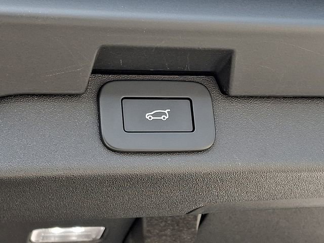 Used 2024 Land Rover Discovery Dynamic SE image 34