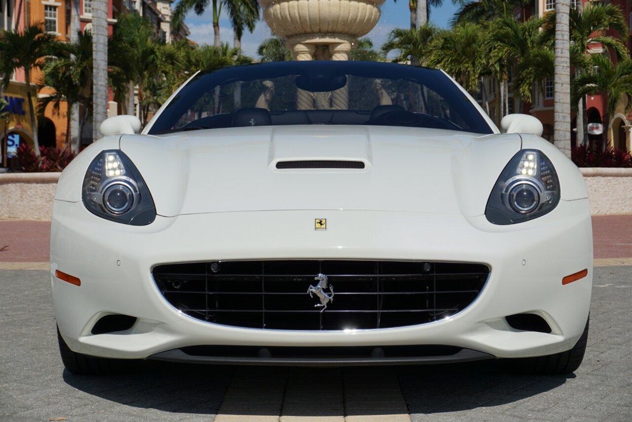 Used 2014 Ferrari California RWD image 8