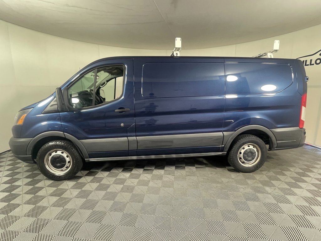 Used 2015 Ford Transit 150 130 Low Roof image 3