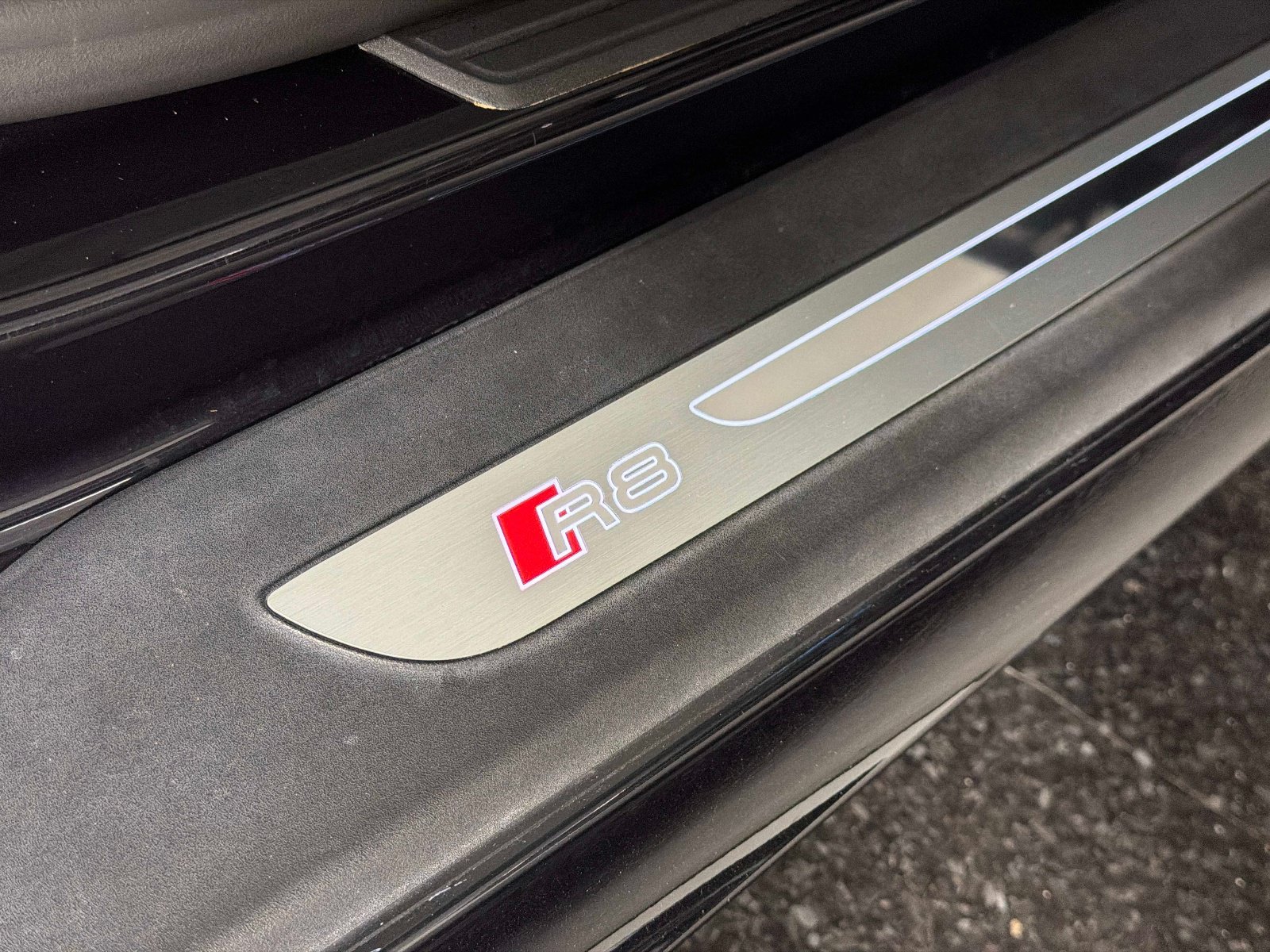 Used 2014 Audi R8 V10 AWD/4WD image 23