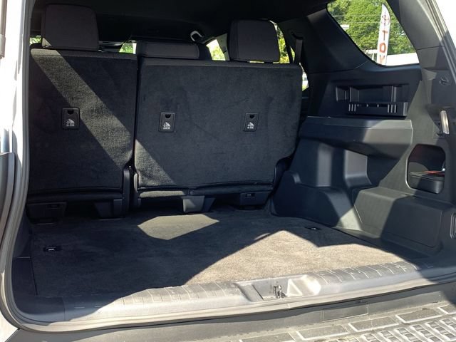 Certified 2025 Toyota 4Runner SR5 AWD/4WD image 38