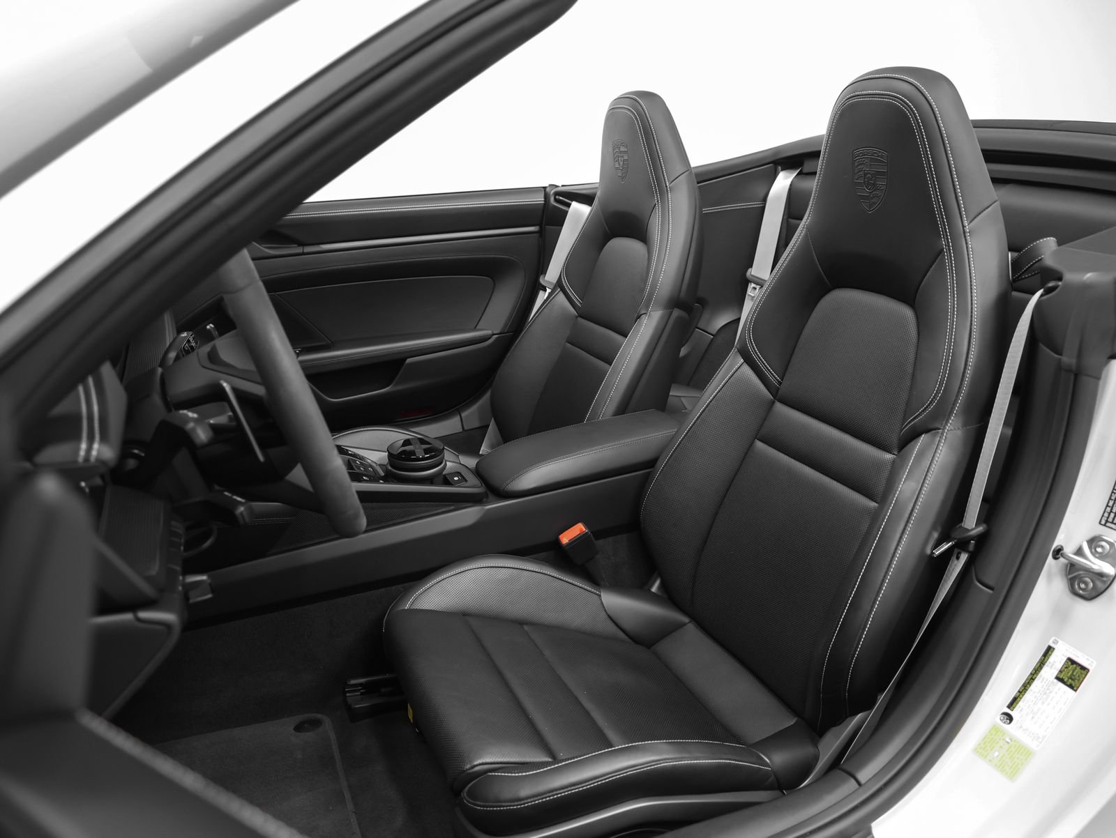 Certified 2023 Porsche 911 Carrera GTS RWD image 5
