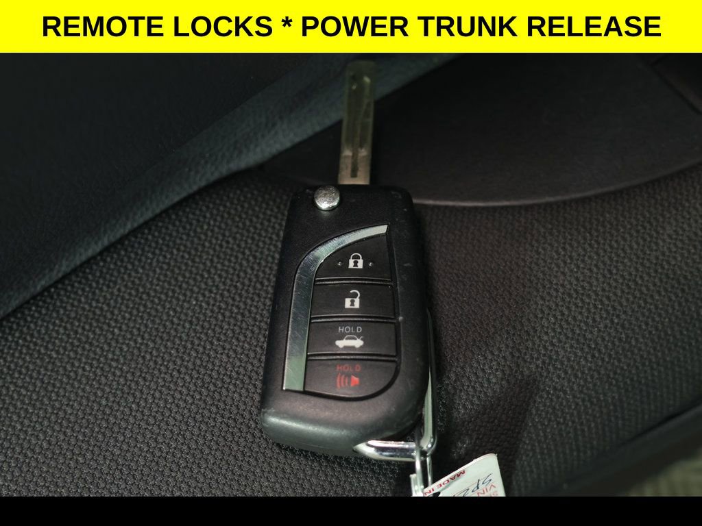 Used 2025 Toyota Corolla LE FWD image 6