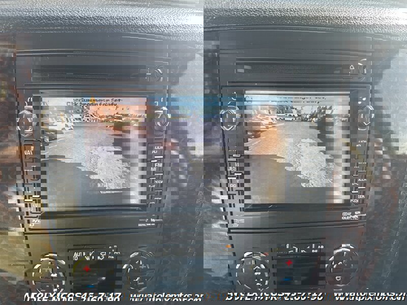 Used 2011 GMC Yukon Denali image 25