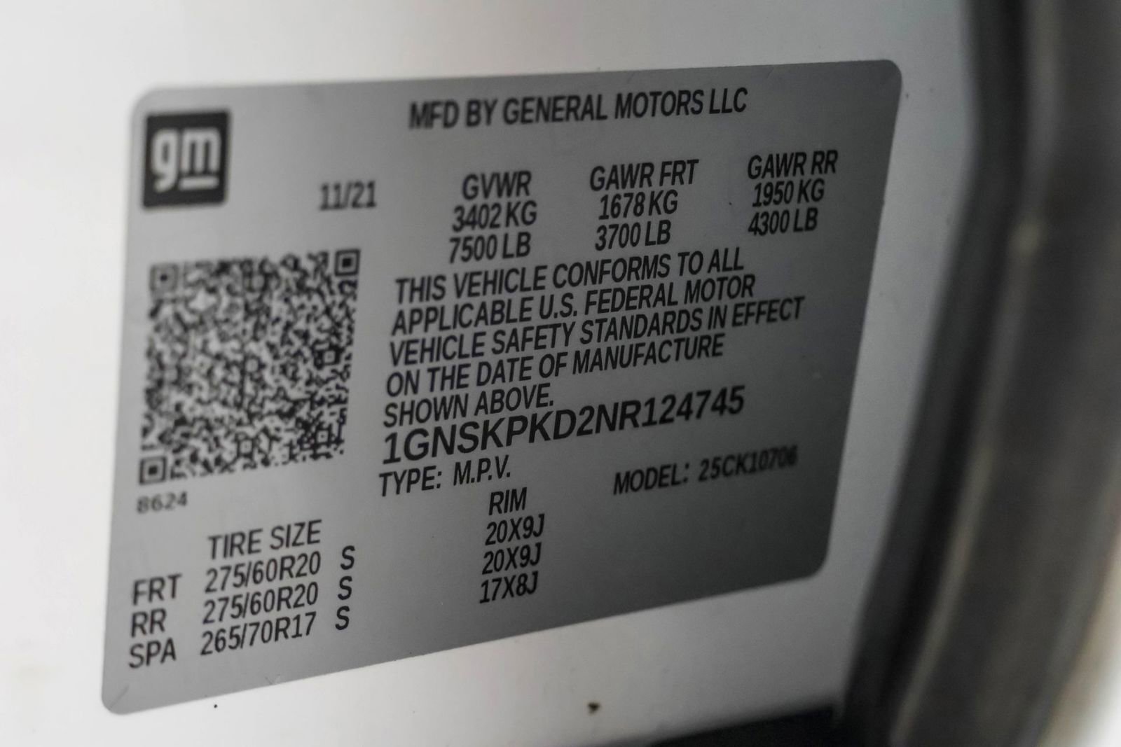 Used 2022 Chevrolet Tahoe Z71 w/ Luxury Package AWD/4WD image 55