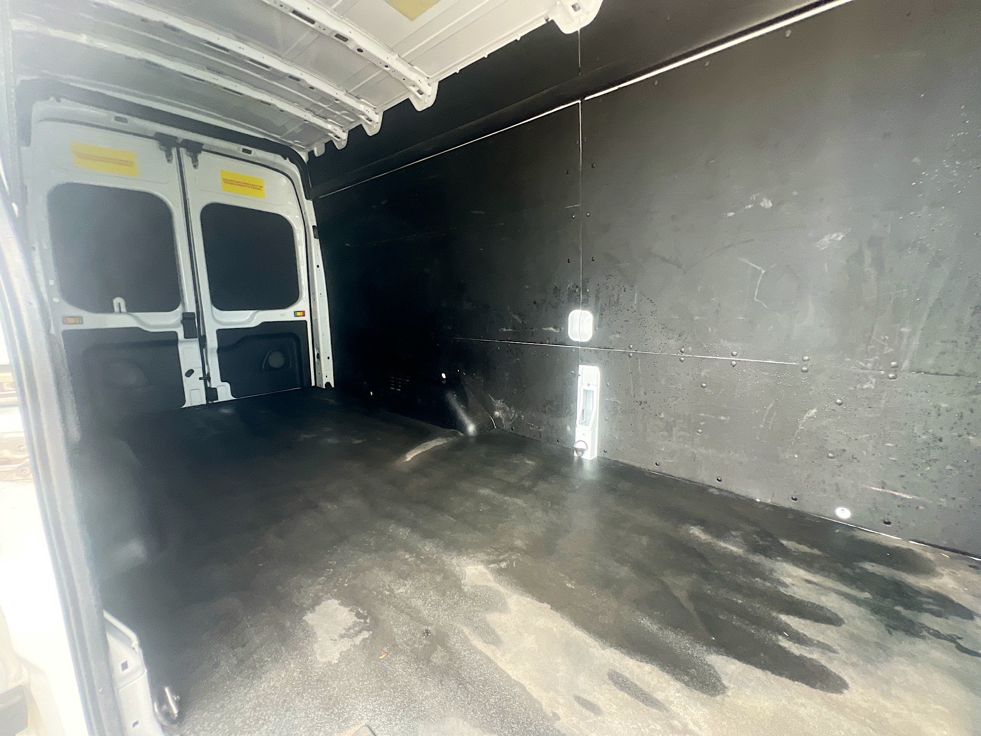 Used 2025 Ford Transit 250 148 High Roof Extended w/ Load Area Protection Package RWD image 31