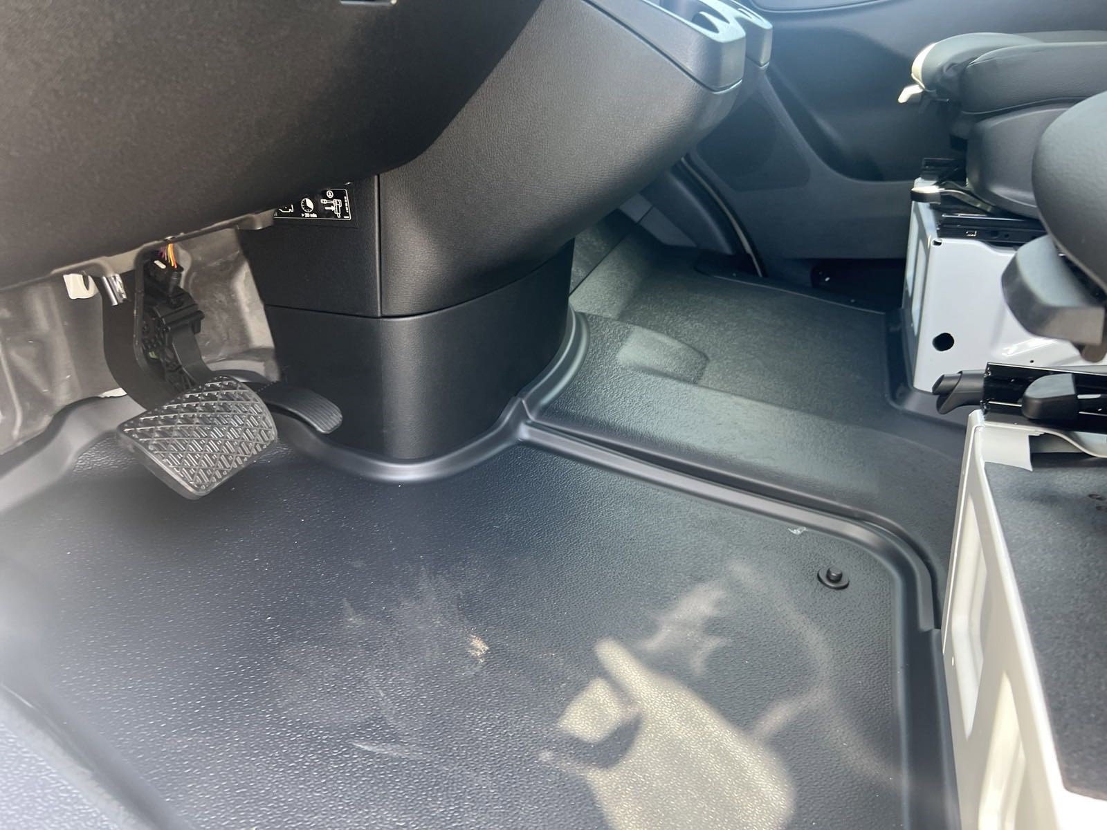 New 2025 Mercedes-Benz Sprinter 2500 image 16