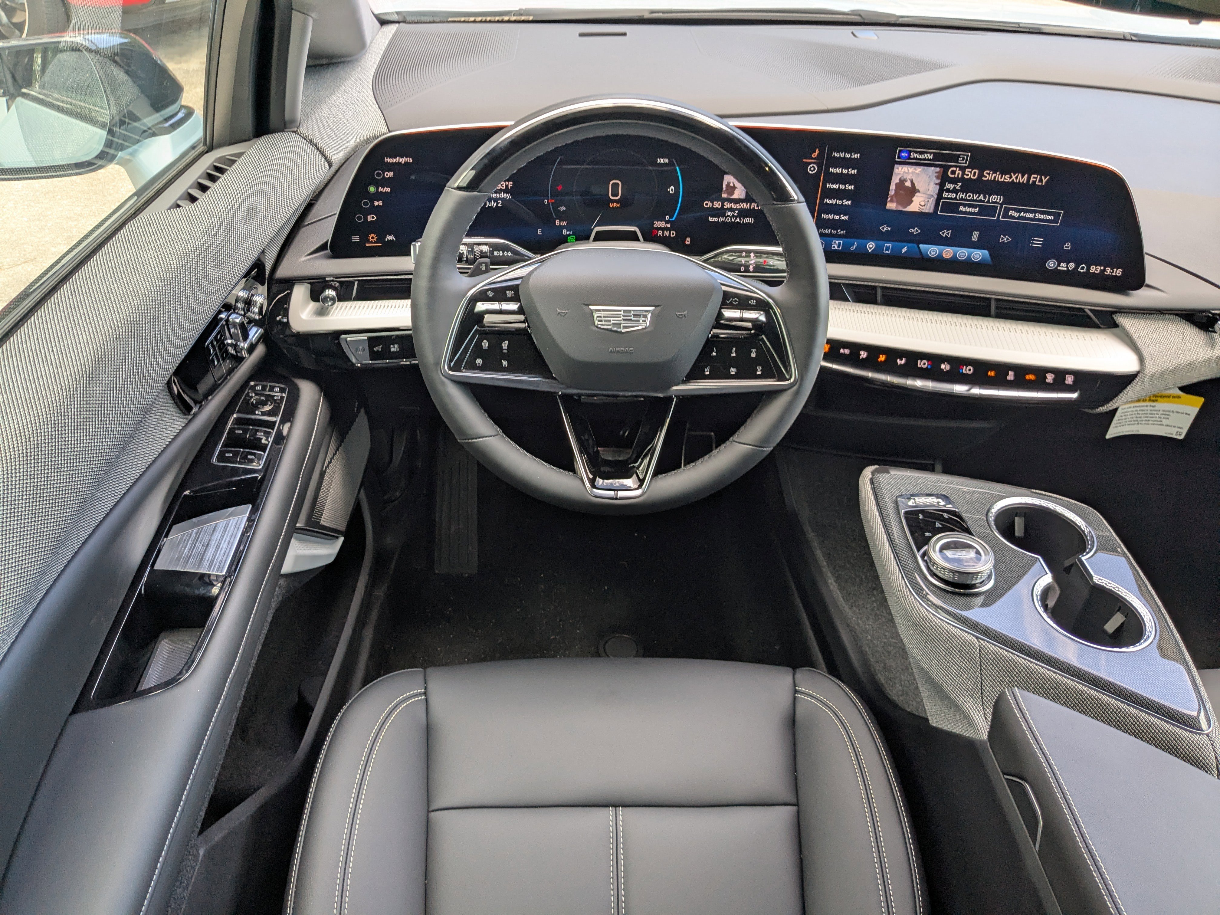 New 2025 Cadillac Optiq Sport 1 image 4