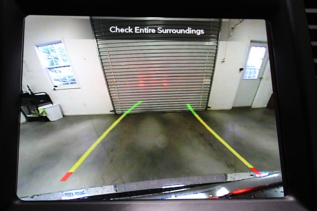 Used 2023 Chrysler 300 Touring AWD/4WD image 47