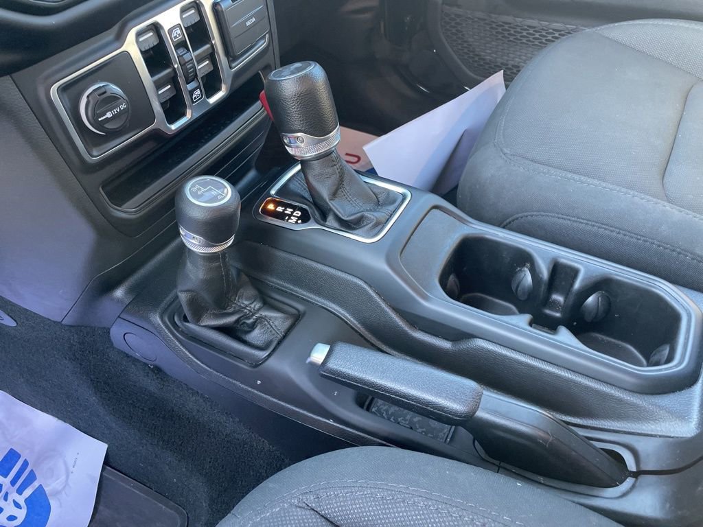 Used 2023 Jeep Wrangler Sport S image 30