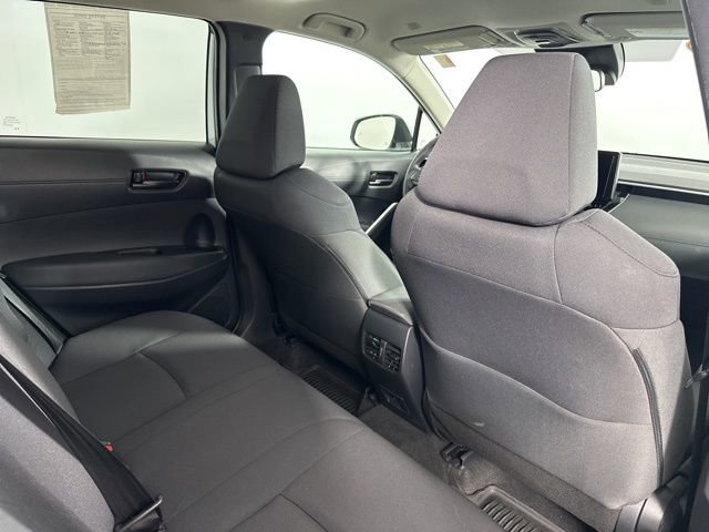Used 2024 Toyota Corolla Cross LE AWD/4WD image 27