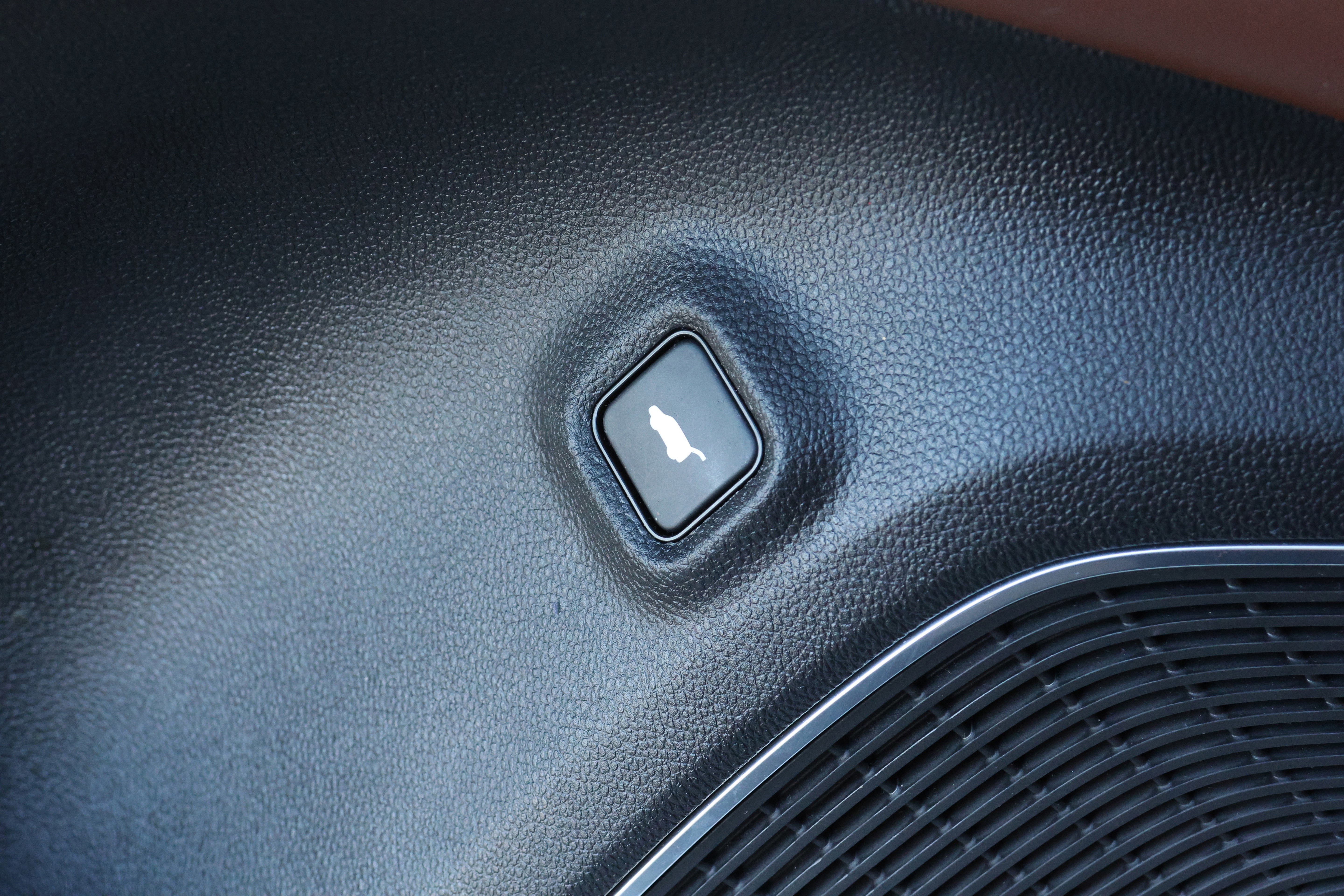 Used 2024 Acura MDX FWD w/ Technology Package image 15