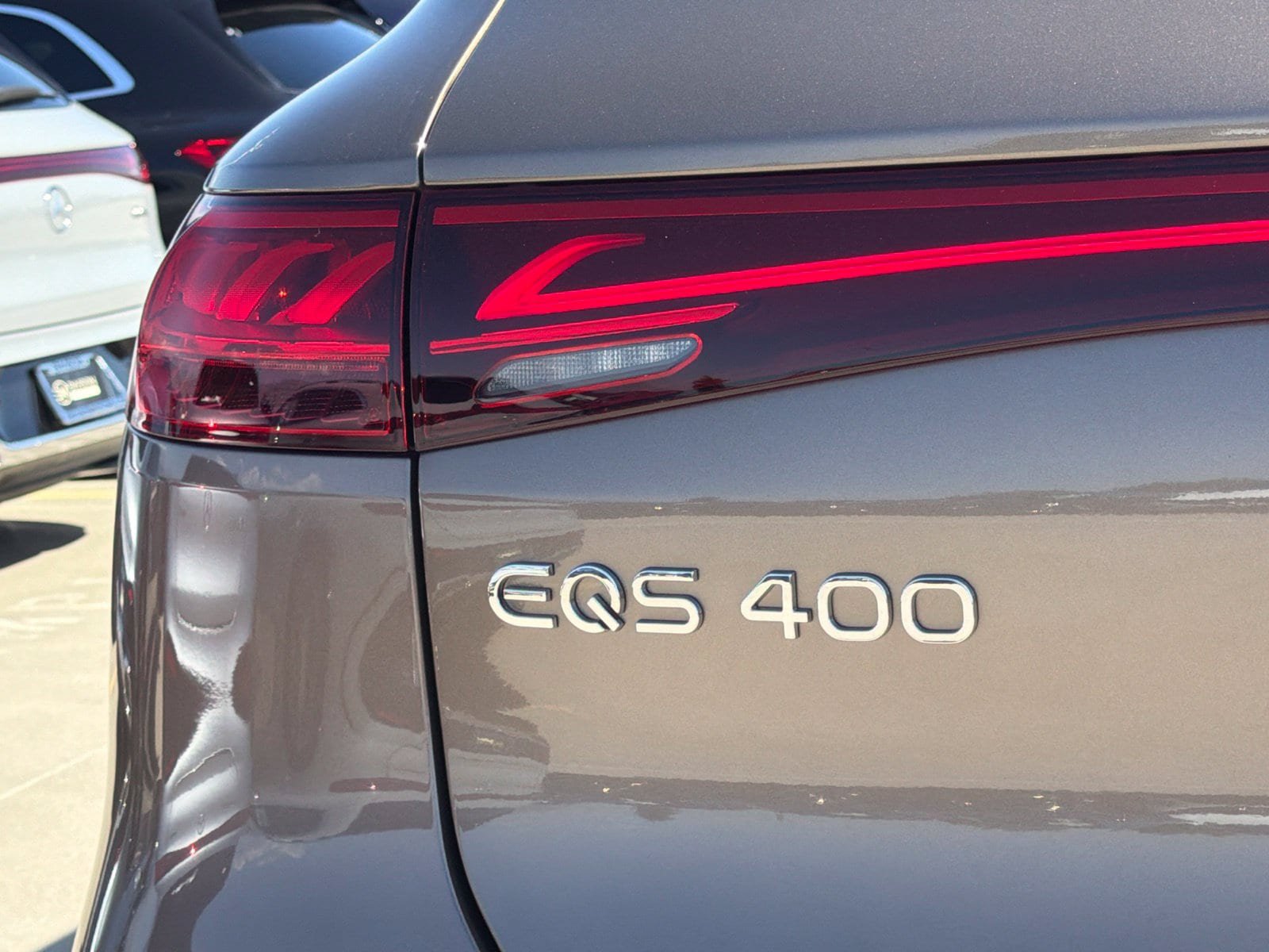 New 2027 Mercedes-Benz EQS 400 4MATIC SUV image 14