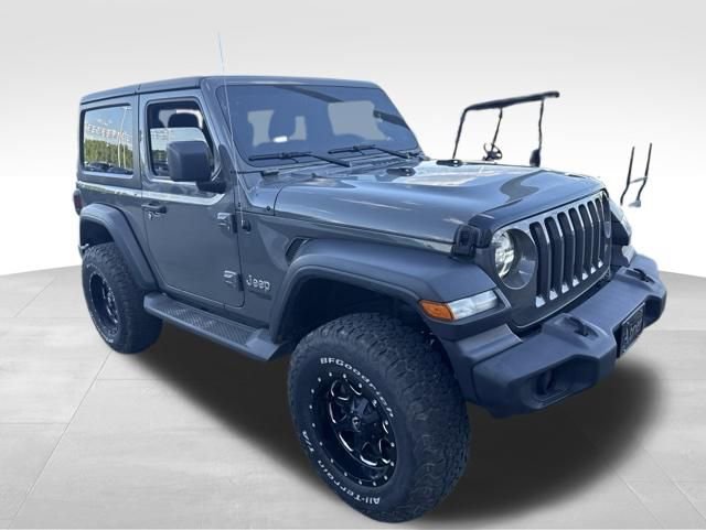 Used 2020 Jeep Wrangler Sport AWD/4WD image 3