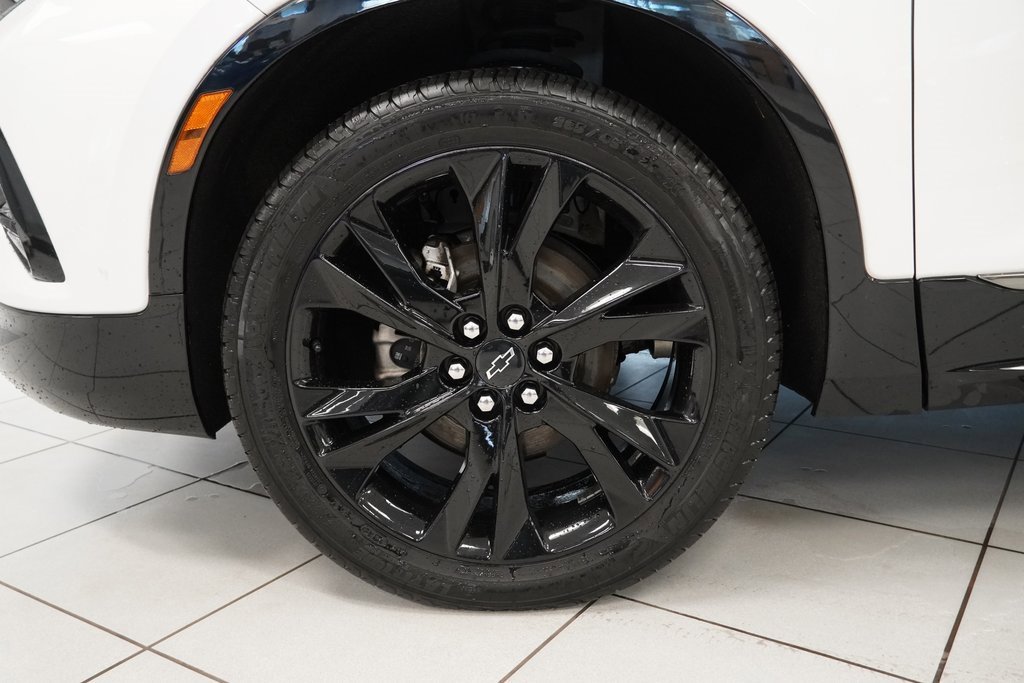 Used 2021 Chevrolet Blazer RS w/ Enhanced Convenience Package image 17