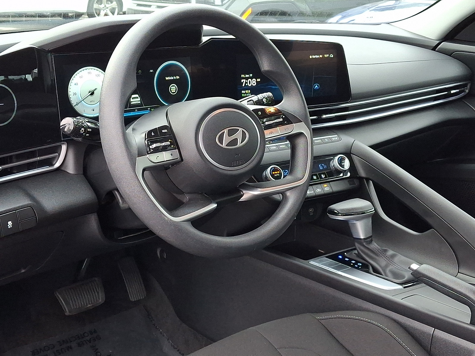Certified 2024 Hyundai Elantra SEL FWD image 16