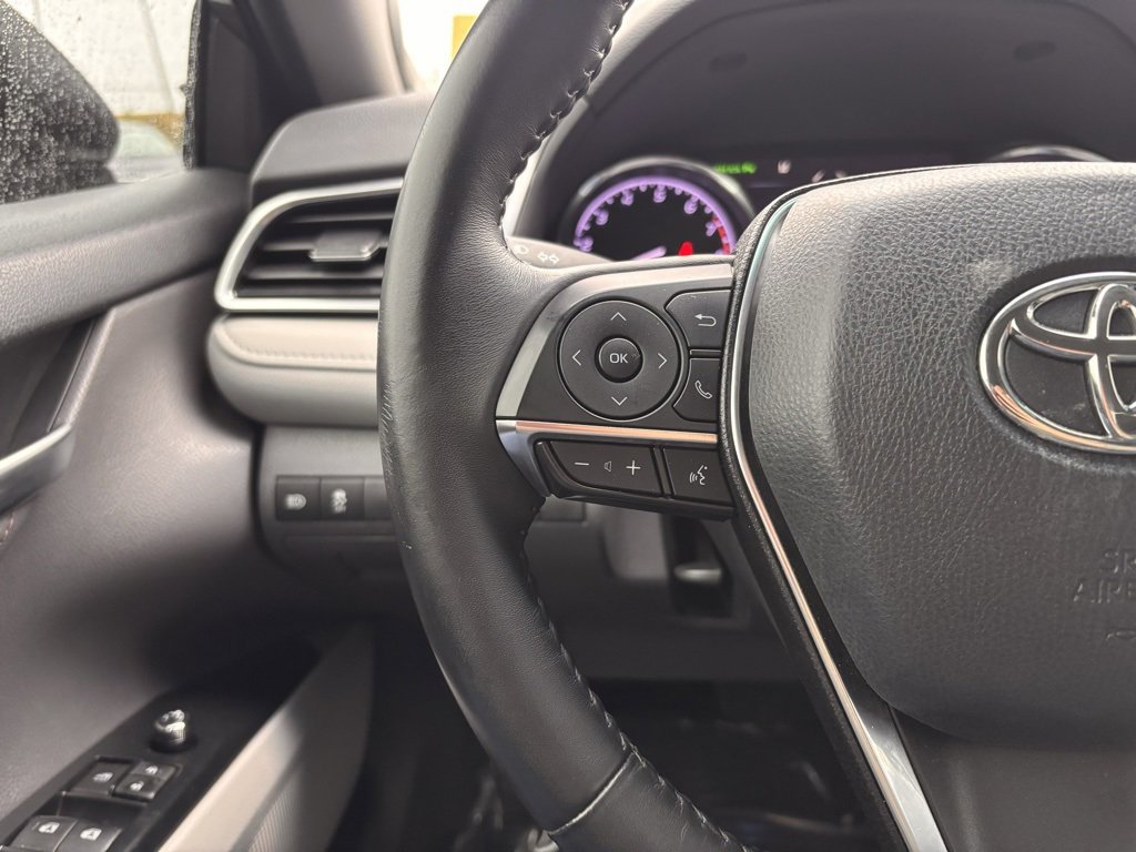 Used 2018 Toyota Camry XLE w/ Audio Package image 6